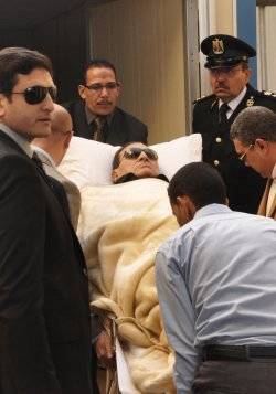 Mubarak trial adjourned until Wednesday 