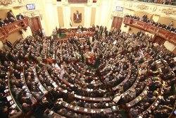 Egypt parliament to meet in defiance of court 