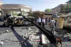 Deadly car bomb hits Damascus funeral