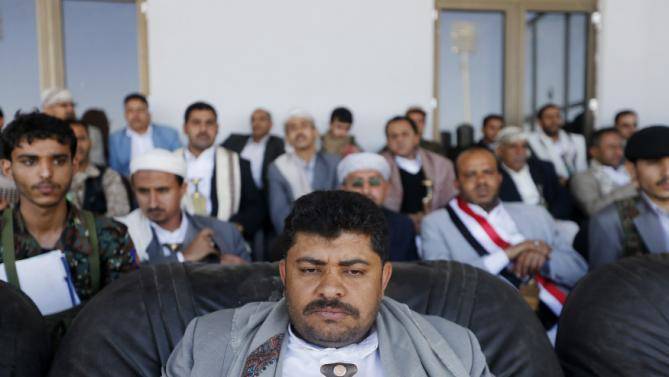 Yemen talks to resume as coup is condemned