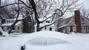 No relief as massive blizzard paralyses US East Coast