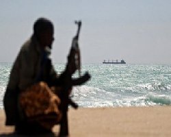 Somali pirates get hefty ransom 