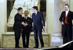 Sarkozy accepts cabinet resignation 