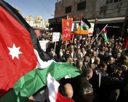 Thousands protest in Jordan 